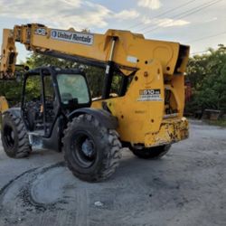 Forklift 10000# 56’ Reach 