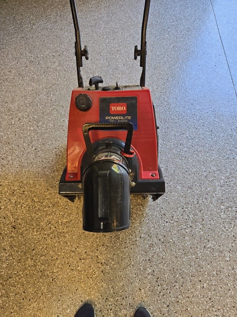 TORO POWERLITE SNOW BLOWER