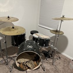 5 Piece Drum Set 