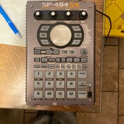 SP-404SX Good As New (missing power cable)