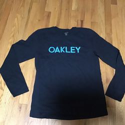 OAKLEY LONG SLEEVE MENS Medium 