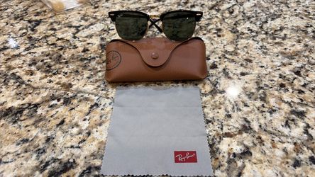 Ray-Ban Clubmaster Sunglasses with Case