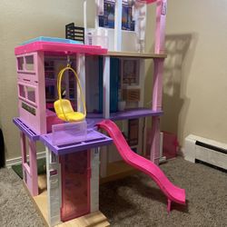 Barbie Dream House With Elevator 