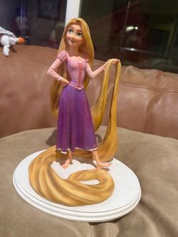 Disney Tangled Rapunzel Maquette