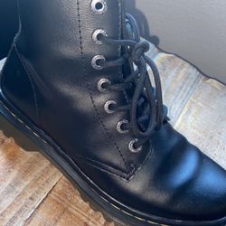 Dr. Martin Boots