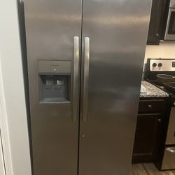 Fully Functional Fridge 