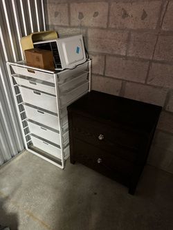 Storage Unit Clean-Out - Entire Contents for One Price ($60)