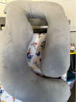 Pregnancy pillow