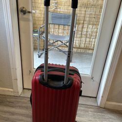 Travelers Club Hard  Shell Expandable Roller Bag