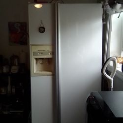 KitchenAid Refrigerator /N.Olmsted
