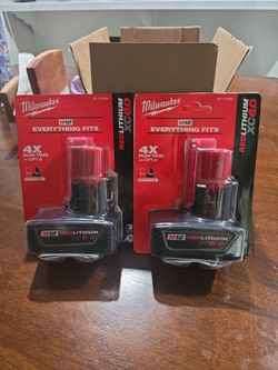 Milwaukee M12 6.0 Batteries -2 pack