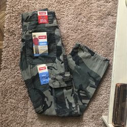 Boys Sz 10 Slim Wrangler Cargo Pants