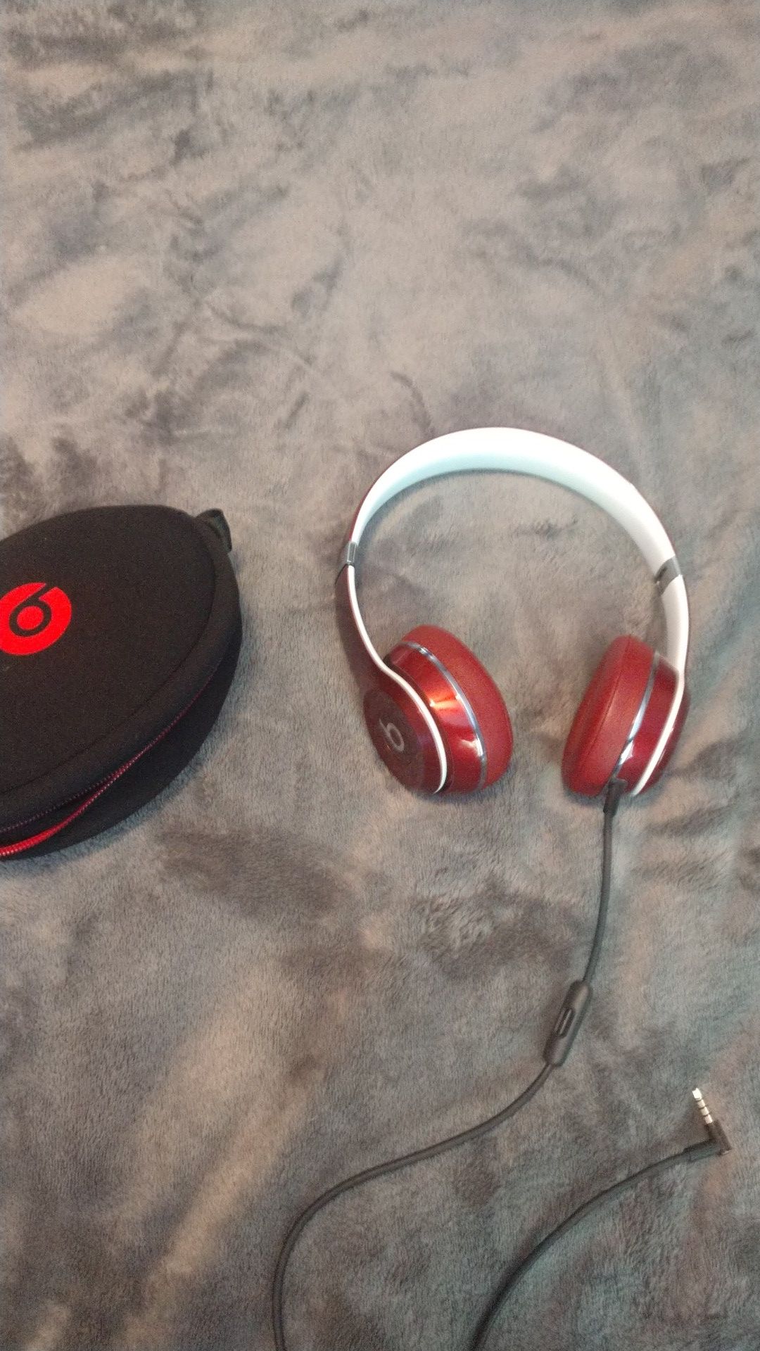 Beats by Dre solo 2 lux edition