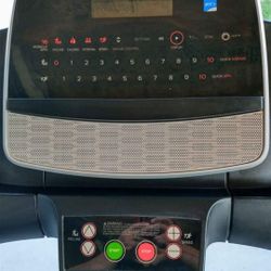 Treadmill 