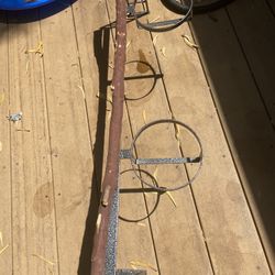 Plant Stand / Manzinta Branch/ Metal