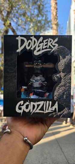 Godzilla Minus Zero Dodgers SGA mint box unopened