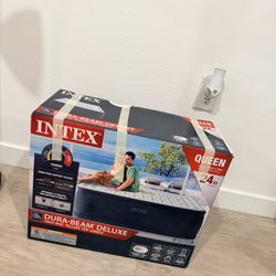 Queen Size Air Mattress 