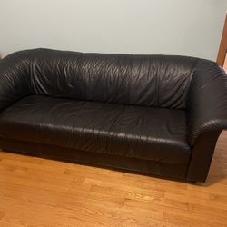 Free Black Leather Sofa 