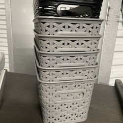 6 Storage Bins NEW