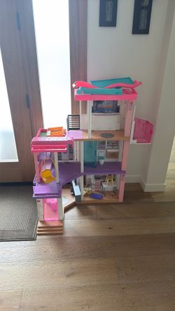 Barbie dollhouse