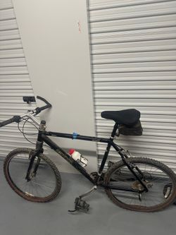 Cannondale F900 bike- Great Condition