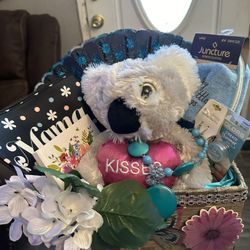 Mothers Day Arrangements 