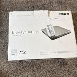 Pioneer Electronics USA Slim External Blu Ray Drive BDR-XD05S Silver 