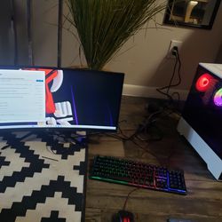 Brand new gaming computer with 32 inchWith 32 inchScreen monitor
