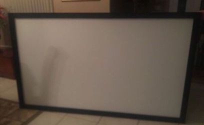 92” Framed Projector Screen