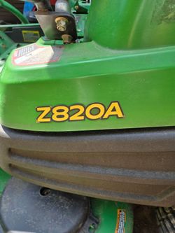 Commercial zero- turn over lawn mower John Deere