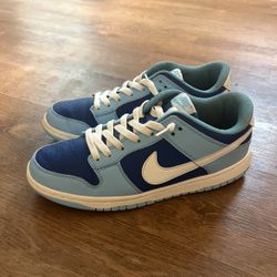 Blue dunks