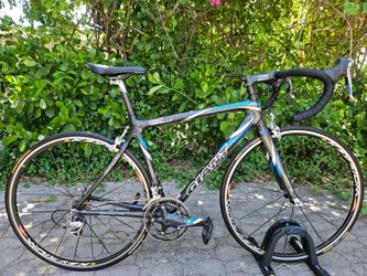 Giant TCR Carbon Fiber Fast Light Road Race Bike 17lbs! Ready to Ride!