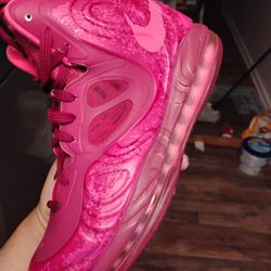 2013 NIKE HYPER POSITES SIZE 9