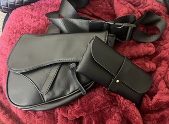 Blk Bag And Glasses Holder