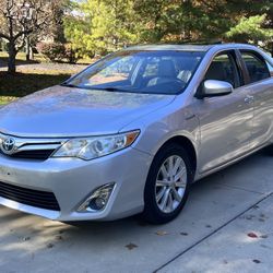 2012 Toyota Camry Hybrid