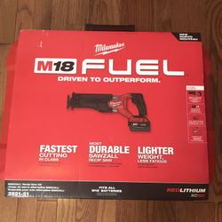 Milwaukee Fuel M18 Sawzall Kit One 5.0 Battery And Charger And Hard Case $200