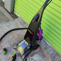 Bissell Proheat Pet Turbo Carpet Cleaner 1799v / New Without Box