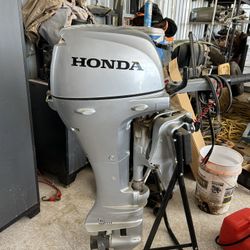 Honda 9.9  4 Stroke
