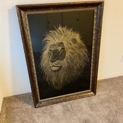 VINTAGE GLASS GOLD LION PAINTING W/ GOLD FRAME