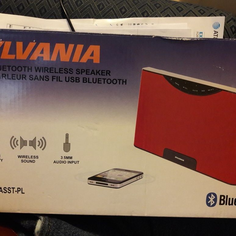 SYLVANIA Bluetooth Desktop Speaker 