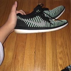Nike Size 7 Shoes