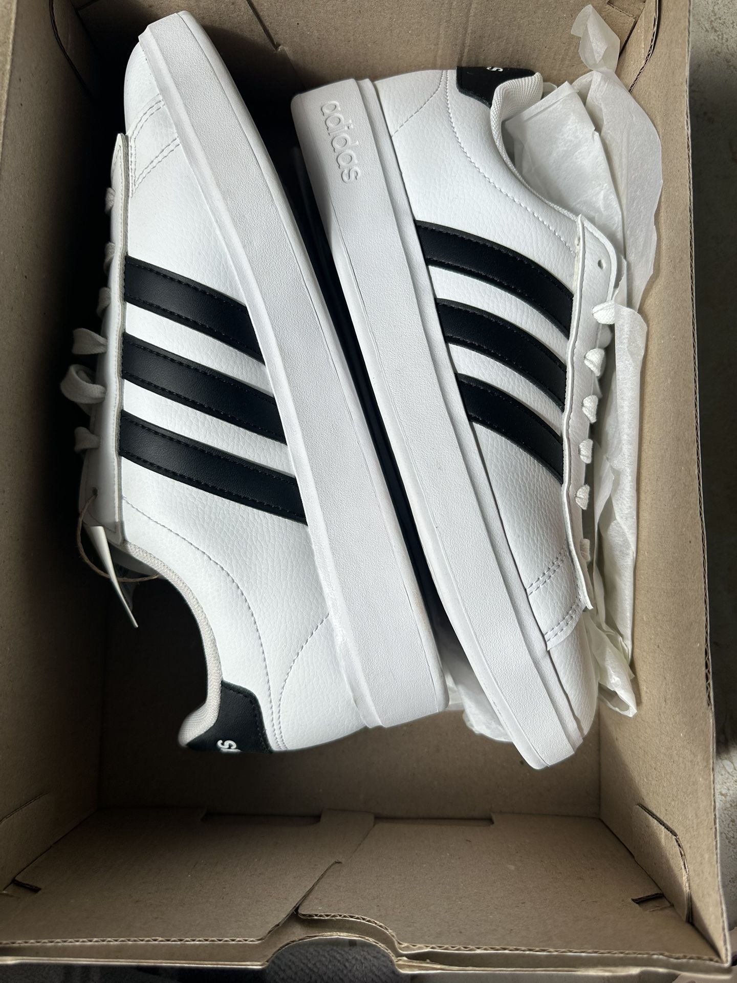 Adidas Grand Court 2.0 