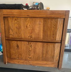 Furniture for sale - it’s picture is up that means it hasn’t been picked up!