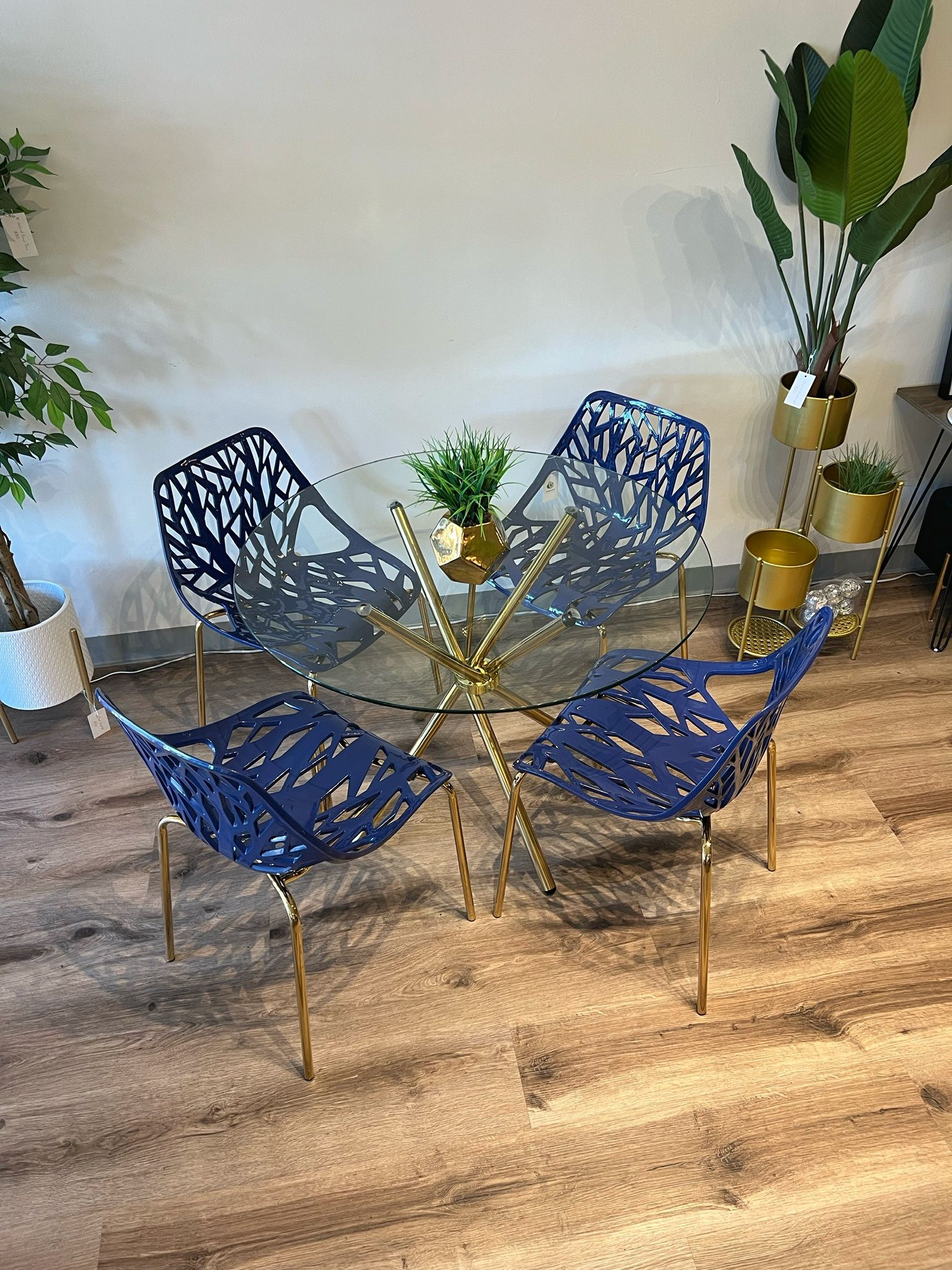 Modern Circle Kitchen Table Set For 4 People