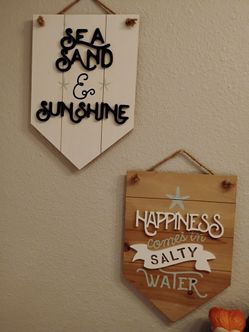 Beach themed wall decor