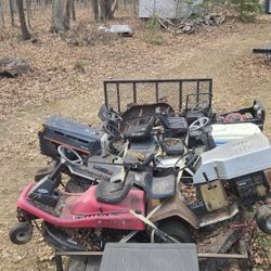 6 None working tractors, all of them for 600.00