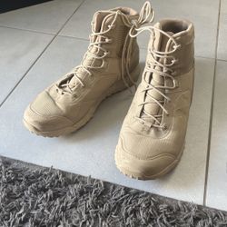 Under Armour 11.5 Boot, Tan.