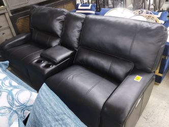 Open Box Reclining Loveseat