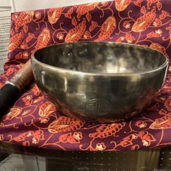8" Hammered Bronze Etched Tibetan Tiger's Eye Full Moon Singing Bowl w/ Striker