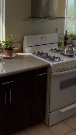 GE Gas Stove